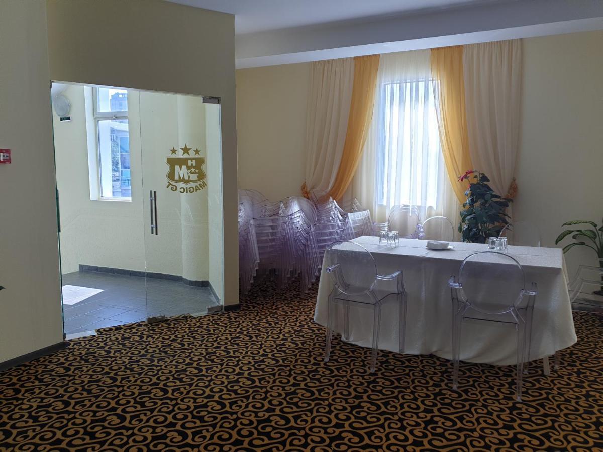 Hotel Magic - City Center Пітешть Екстер'єр фото