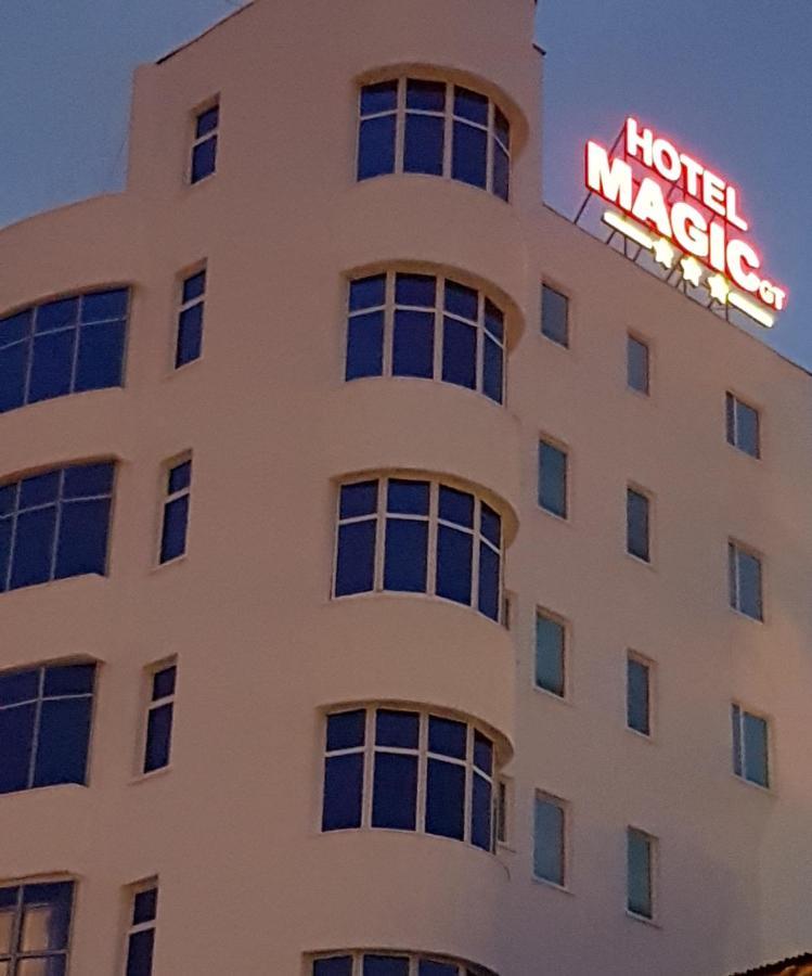 Hotel Magic - City Center Пітешть Екстер'єр фото